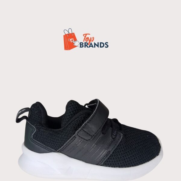 Place Kids light weight sneakers Size EU 26