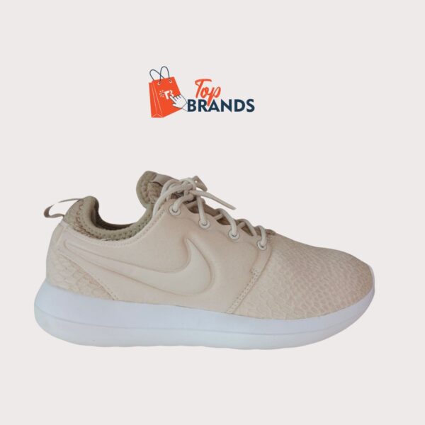 Nike Roshe White Athletic Shoes Size UK 6