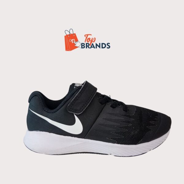 NIKE Junior Star Runner Black/White Kids Trainers Size EU 31