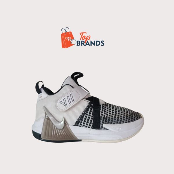 BOYS' NIKE LITTLE KID LEBRON WITNESS VII BASKETBALL SHOES