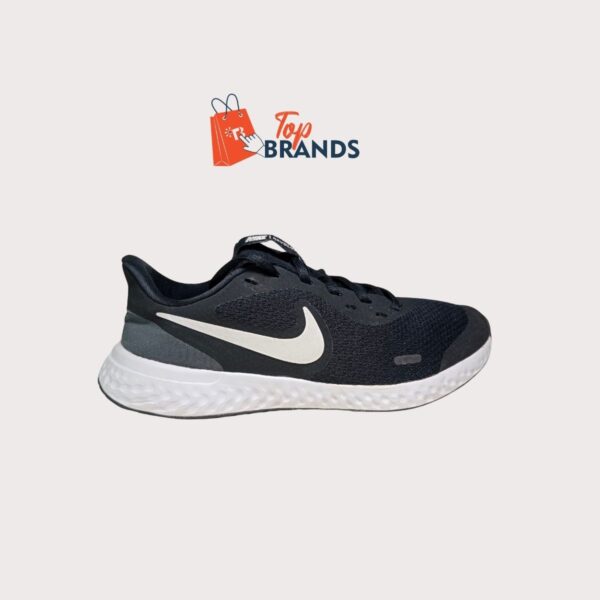 Nike Revolution 5 Size EU 38.5