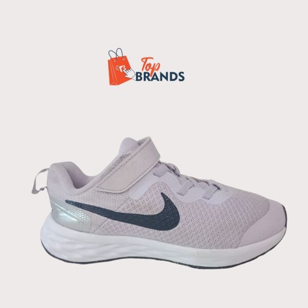 Nike Revolution Pale Purple Size EU 31