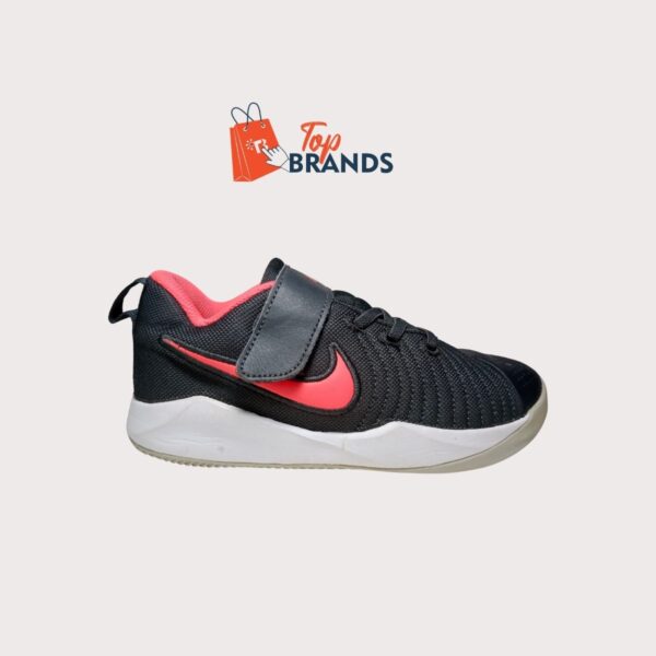 Nike - Team Hustle Quick Size EU 33.5