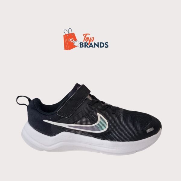 Nike Downshifter 12, Big Kids' Road Running Shoes Unisex Child, BLACK Size EU 31